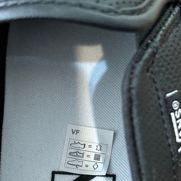 VANS off the wall black leather slip on shoes sneakers women’s 7.5 new - Picture 5 of 6